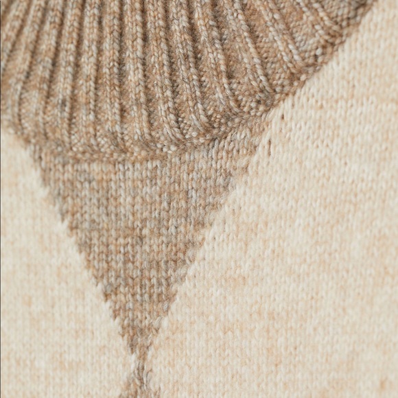 H&M Argyle Patterned Sweater - Picture 6 of 8